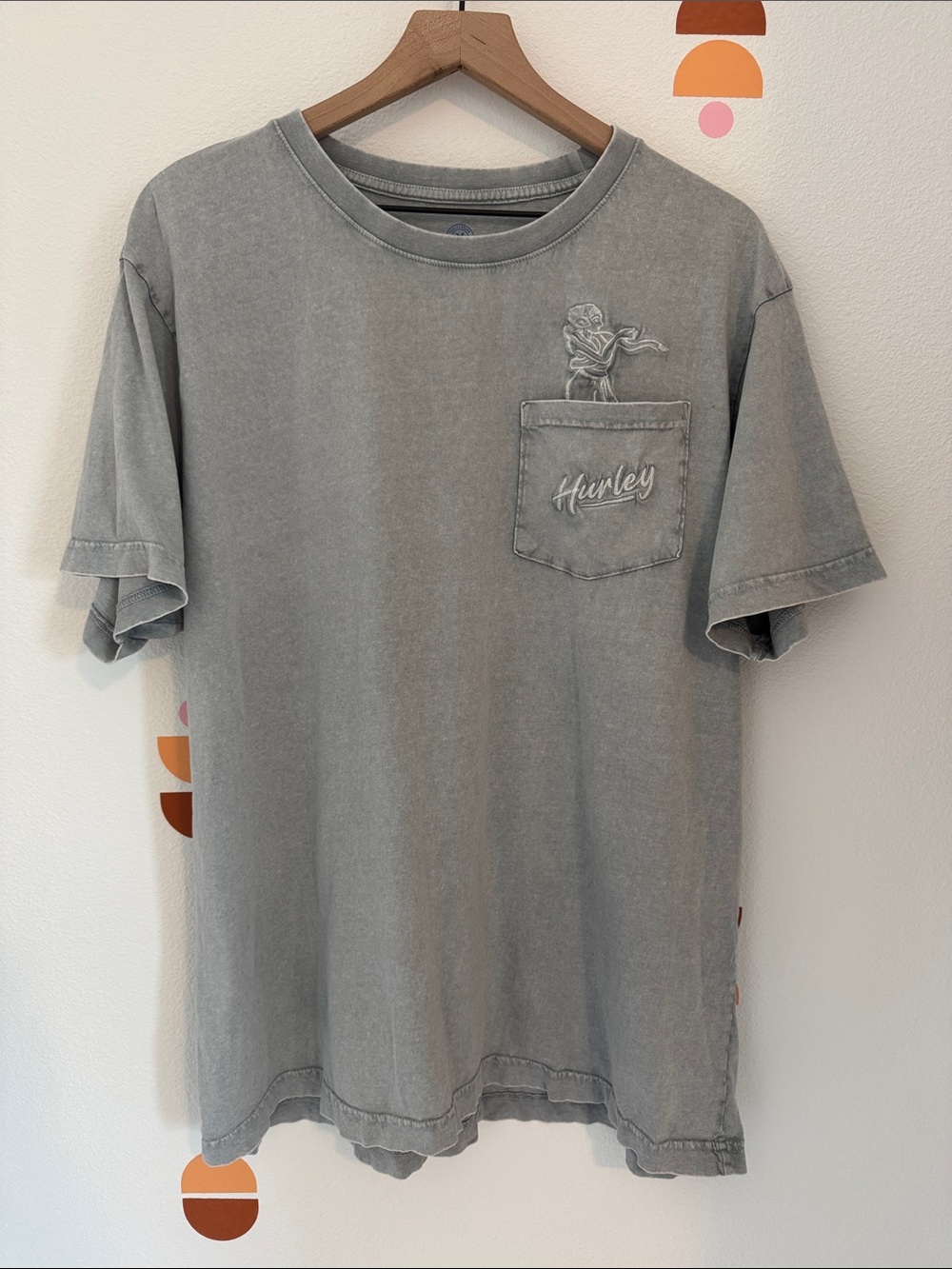 Hurley Men's Faded Gray Pocket Tee with Embroidered Logo N0094